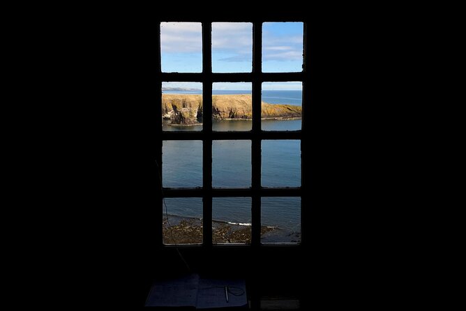 Aberdeen & Shire Castle & Distillery Private Group one Day Tour - Visiting Crathes Castle and Royal Deeside Gardens