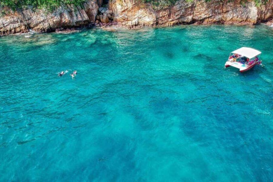 -Acapulco: Beach Break Experience with Snorkeling and Lunch - Snorkeling at La Roqueta Island with an Instructor