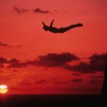 -Acapulco: High Cliff Divers Show + Sunset/Different Options - Viewing the Cliff Divers at La Perla in La Quebrada