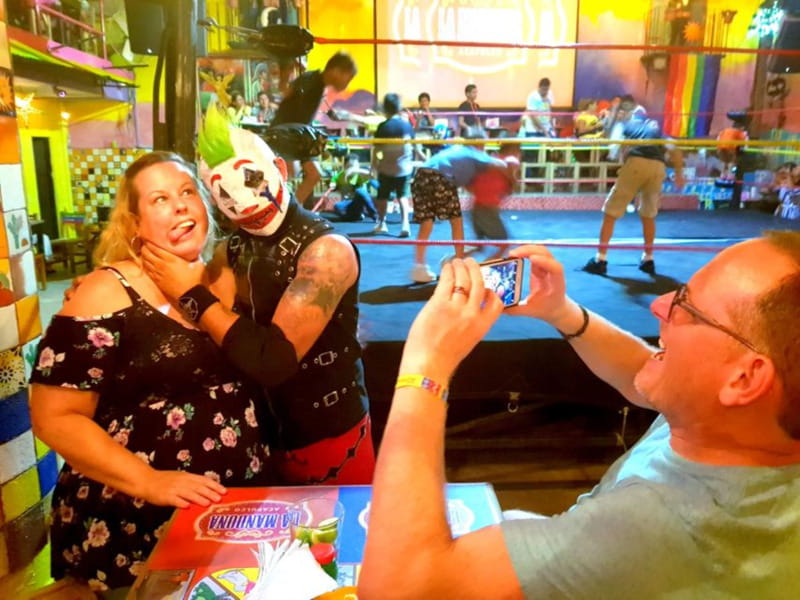 Acapulco: Saturday Night Wrestling Experience - Tacos al Pastor at Los Tarascos Restaurant: A Culinary Highlight