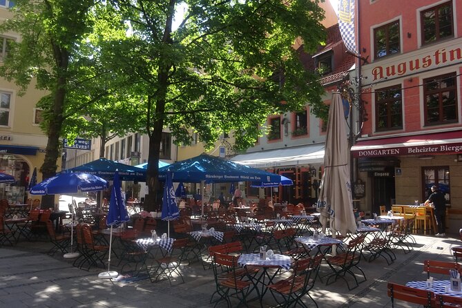 Access Munich: A tour for blind and partially sighted people - The Guide’s Personalized Approach and Engaging Style