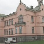 Across the Finnish Line: A Self-Guided Walking Tour of Lahti - Walking Through Church Park and Visiting Ristinkirkko