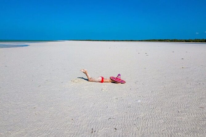 Adventure to Punta Mosquito in Holbox from Cancún - Starting with Pickup and Transport Logistics