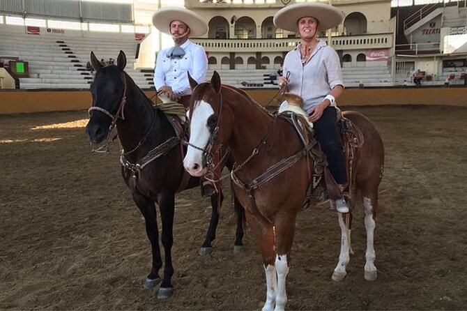 Adventure tour Between Charros, Mariachi and Parián de Tlaquepaque - Experience Authentic Mexican Horseback Riding and Roping