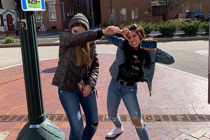 Adventurous Scavenger Hunt in Detroit by 3Quest Challenge - Starting Point at 199 W Jefferson Ave