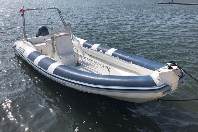Afternoon excursion (15: 00/19: 00) by rubber boat in the archipelago of La Maddalena. - The Spacious Rubber Boat and Group Size