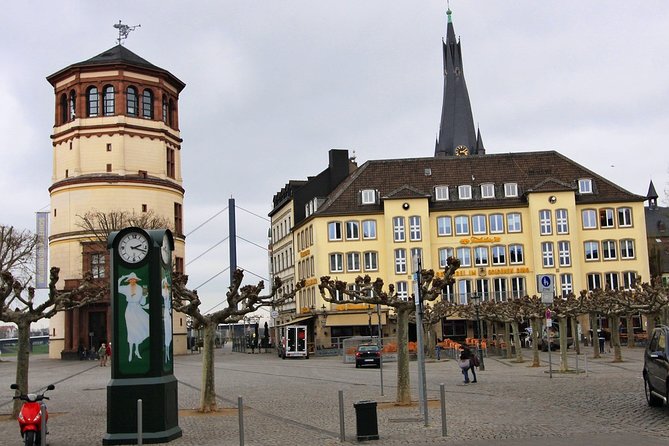 Airport Transfer: Airport DUS to Dusseldorf by Luxury Van - Booking and Flexibility with Free Cancellation