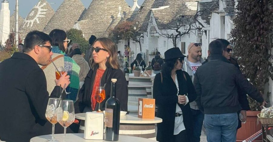 Alberobello: Walking Tour with Food Tasting and Aperitif - From Piazzetta Martellotta to the Heart of the Old Town