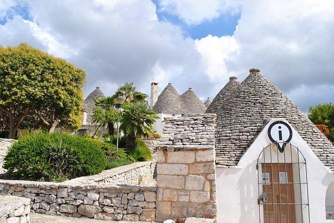 Alberobello with a local tour guide! - Discovering Alberobello’s UNESCO World Heritage Site: I Trulli di Alberobello