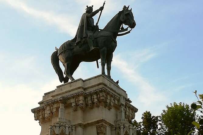 Alcázar, Cathedral And City Centre Private Tour - Visiting Seville Cathedral: The Largest Gothic Cathedral in the World