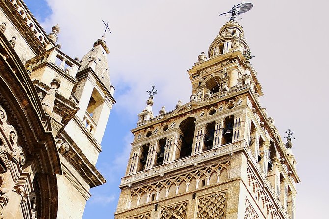 Alcazar & Cathedral of Seville Exclusive Group, max. 9 travelers - Exploring the Seville Cathedral and Its Artifacts
