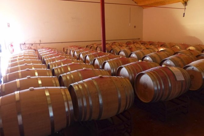 Algarve wine tour and farmer's lunch at wine estate - First Stop: Quinta Do Frances Winery