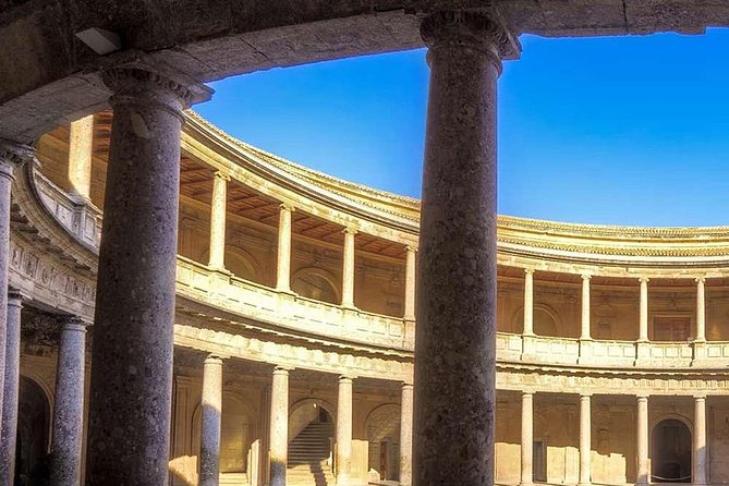 Alhambra Private Tour: Nasrid Palaces, Alcazaba and Generalife - The Convenience of Skip-the-Line Entrance and Expert Guidance