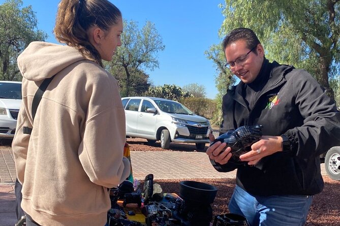 All-inclusive hot air balloon flight over Teotihuacan - Breakfast Inside a Natural Cave or on a Terrace