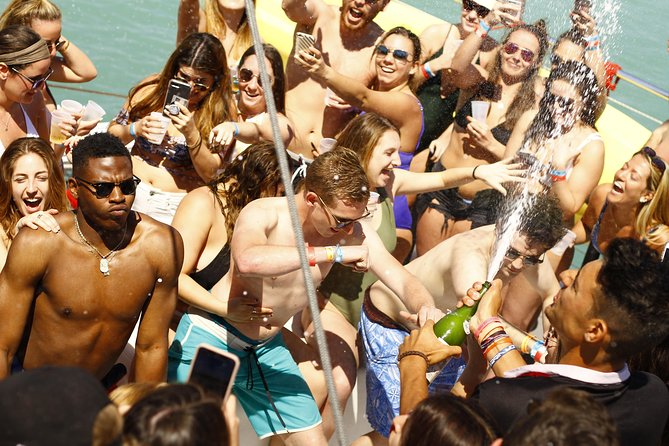 All Inclusive Party Boat Miami - Features That Make This Tour Stand Out