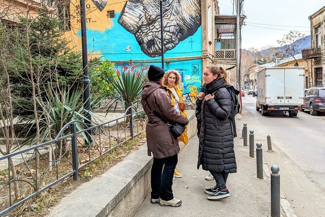 Alternative walking tour New Tiflis and backstreets - Discovering Vintage Treasures at Dry Bridge Flea Market