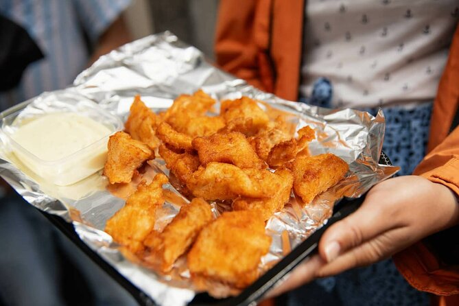 Amsterdam Canal Cruise and local Food Tour - Logistics and Meeting Details