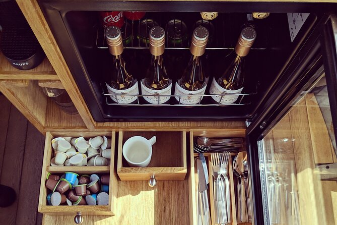 Amsterdam Private Dinner Cruise incl Drinks & 2-course Dinner 2hr - Selecting Your Favorite Amsterdam Restaurant Before the Cruise