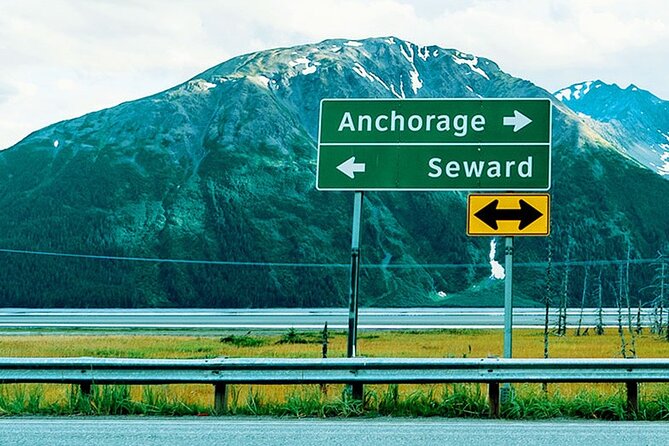 Anchorage to Seward: Personalized Travel Experience - Comfort and Refreshments Throughout the Journey