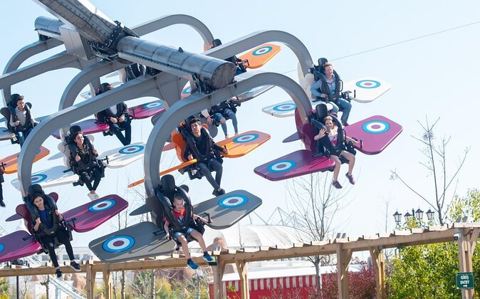 Antalya Land of Legends Night Show With Boat Parade - The Boat Parade: Spectacle or Disappointment?