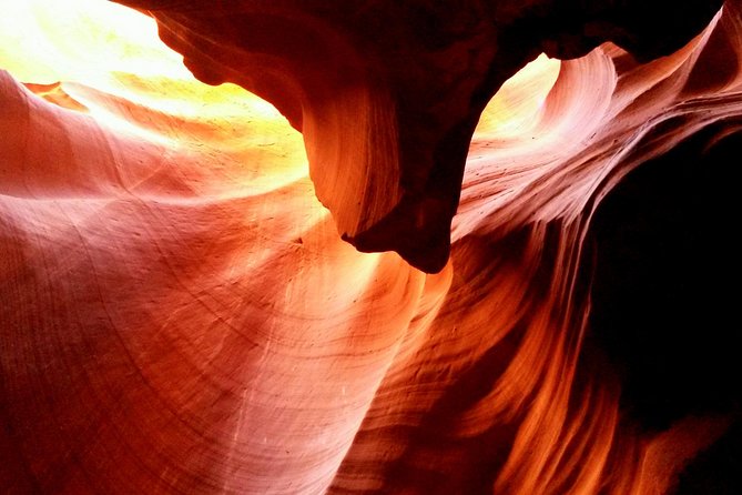 Antelope Canyon and Horseshoe Bend Small-Group Tour from Sedona or Flagstaff - Scenic Drive through Navajo Nation and Historic Stops