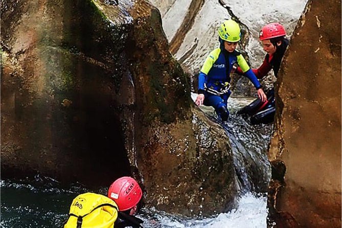 Aquatic canyoning near Benidorm. Estret de les Penyes Bollulla - The Guides and Their Supportive Approach