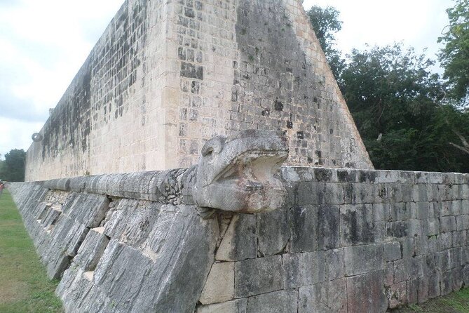 Archeological Mayan Chichen Itza classic from Playa del Carmen - Exploring Chichen Itza: The Mayan Pyramid and More