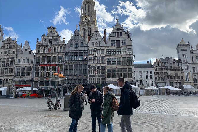 Arnhem Self Guided Sherlock Holmes Murder Mystery Game - Group Size and Play Flexibility