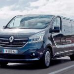 Arrival Private Transfer Alghero Airport AHO to Alghero City by Minivan - The Experience: From Airport to City in Comfort