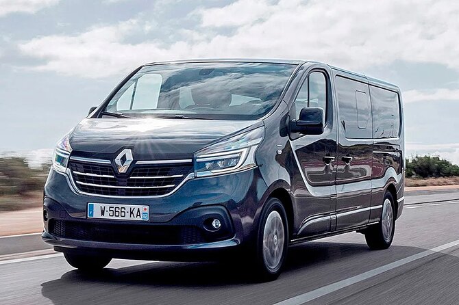 Arrival Private Transfer Alghero Airport AHO to Alghero City by Minivan - The Experience: From Airport to City in Comfort