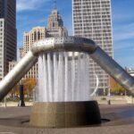 Arrival Private Transfer: Detroit Airport DTW to Detroit in Luxury SUV - Flexibility and Convenience for Your Arrival