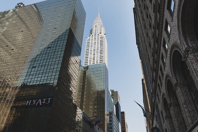 Art Deco and Architecture Tour in New York City with Expert Guide - Admiring the Exterior of the New York Public Library