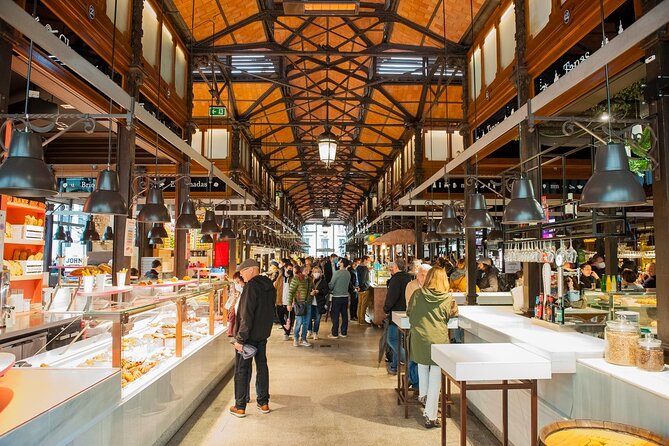 Art & Wine Experience: Thyssen Museum Tour & Wine Tasting - Exploring "The Culture of Wine" Thematic Route