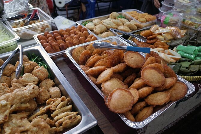 Asia in Queens: Exploring NYCs Largest Chinatown - Exploring Flushing’s Food Scene: New World Mall and Beyond