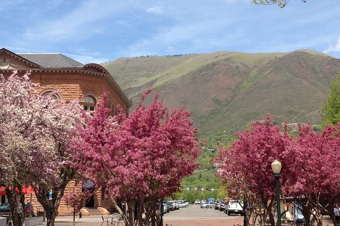 Aspen's Past to Present Historic Tour - Starting Point and Tour Duration
