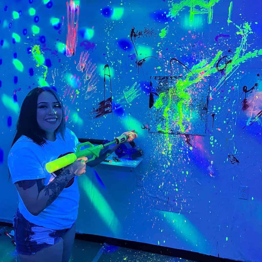 Atlanta: Splatter Paint Room Experience - Central Location at Park Place SE & Decatur St