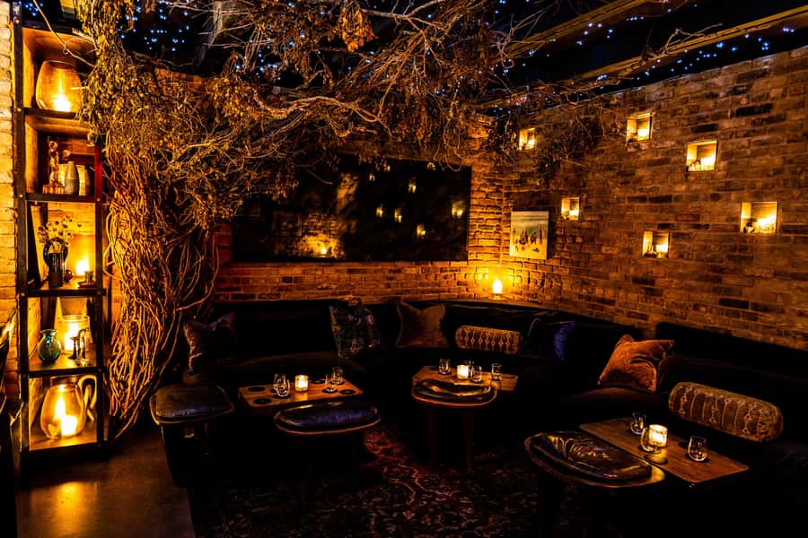 Austin: Best of The Best Speakeasies 3-Hour Guided Tour - Sunset at a Tiki-Themed Speakeasy: An Exotic Beginning