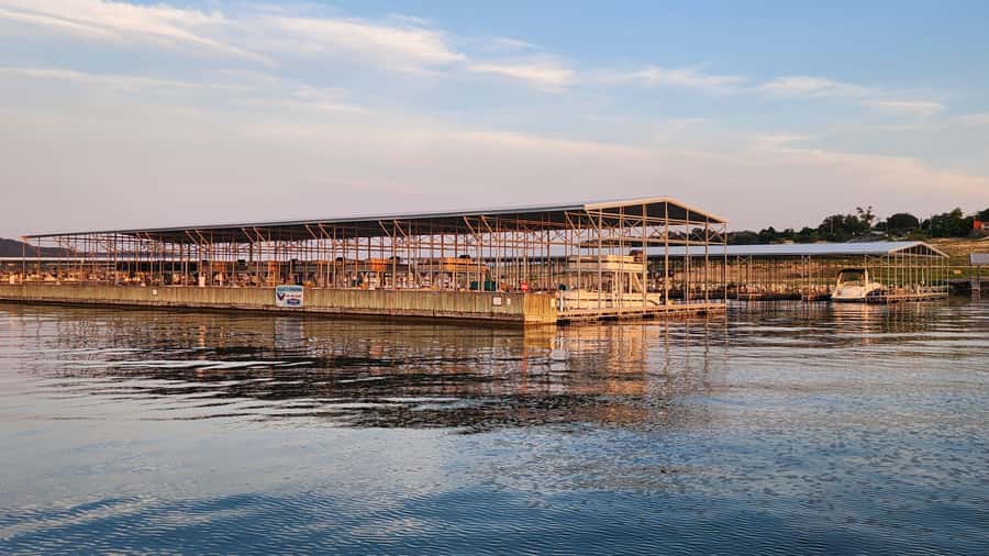 Austin: Lake Travis Boat Rental Grill and Slide - Starting Point at Lake Travis Marina