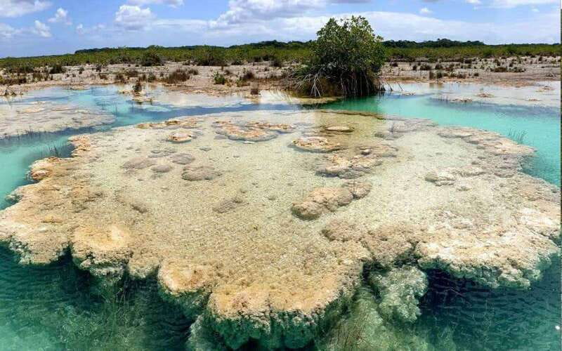 Bacalar: Magnificent Bacalar Lagoon Exclusive Boat Tour - The Starting Point at Casa de Piedra Yovanis Tours