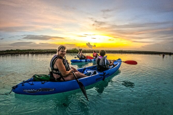 Bacalar Sunrise in Kayak - Paddling in Bacalar’s Lagoon: An Authentic Sunrise Experience