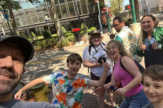 Bainbridge island Bash Scavenger Hunt - How the Remote Host Enhances the Scavenger Hunt