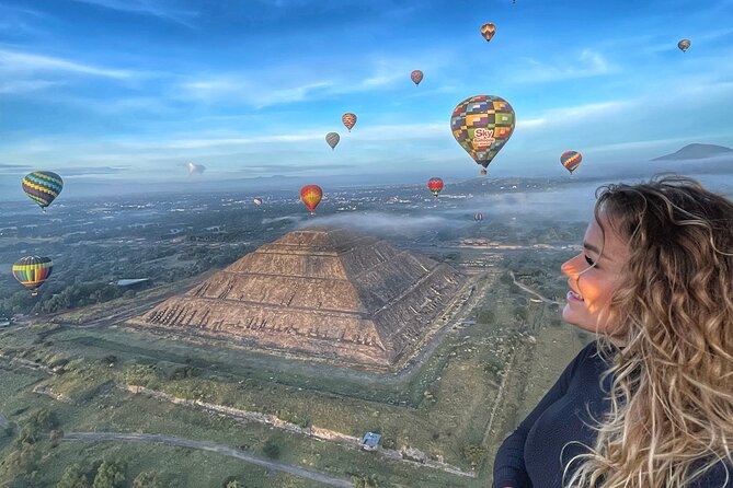 Balloon Flight and Teotihuacan Tour w/Breakfast from Mexico City - Breakfast in a Natural Cave Near the Archaeological Zone