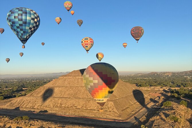 Balloon Flight with Pick Up on CDMX + Breakfast + Pyramids - Watching the Balloon Inflation at the Teotihuacan Balloonport