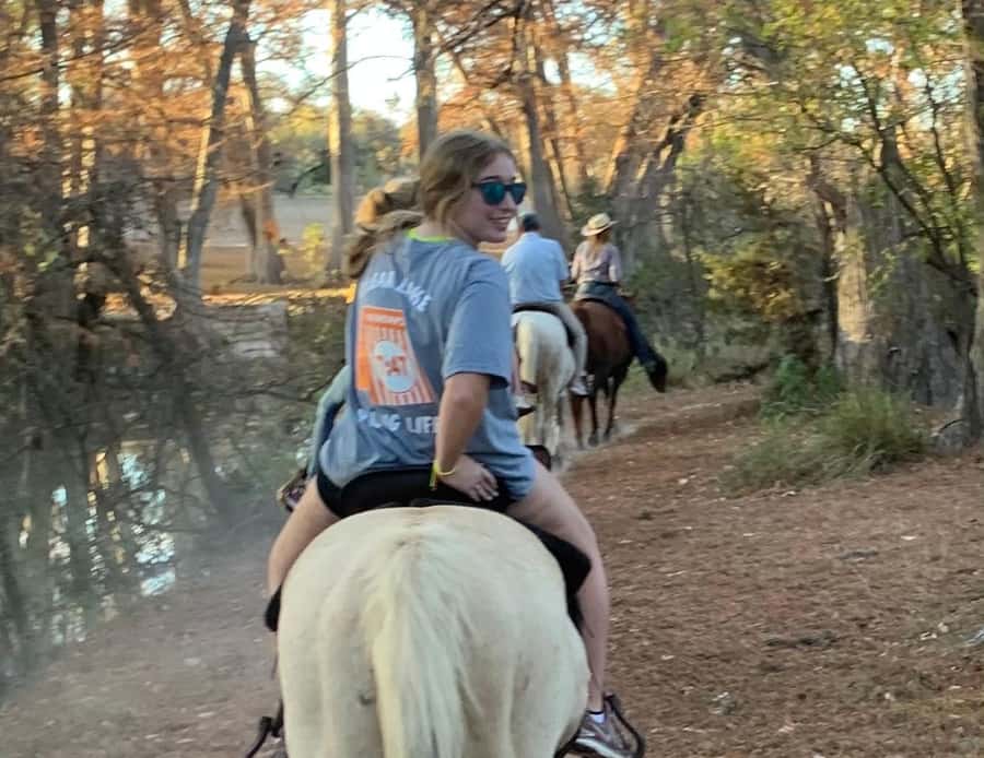 Bandera: Guided Horseback Ride in Bandera City Park - What the 1-Hour Horseback Ride Entails