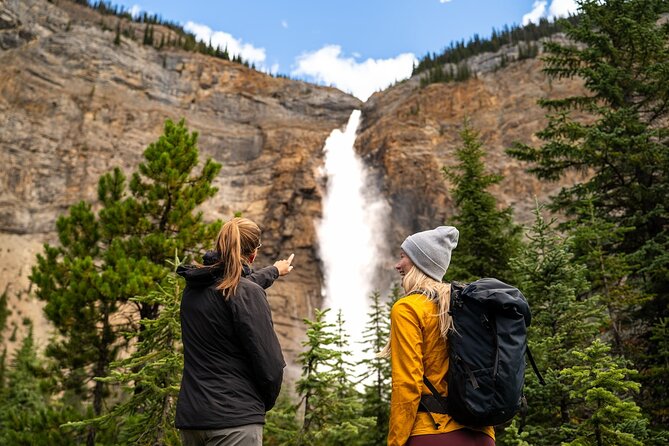 Banff Big 3 Moraine Lake, Lake Louise and Emerald Lake Tour - Discover Lake Louise: Ho-run-num-nay, the "Lake of the Little Fishes"