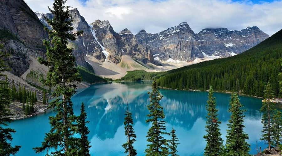 Banff/Calgary:Lake Louise,Moraine Lake,Emerald Lake Day Tour - Starting Points and Departure Times