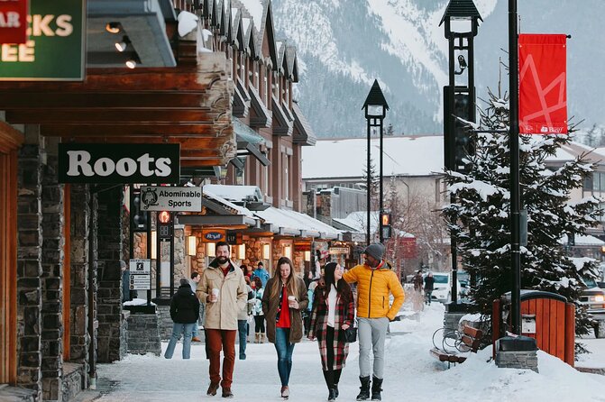 Banff Highlights: Moraine Lake, Lake Louise and beyond - Lake Louise: The Glacier-fed Jewel