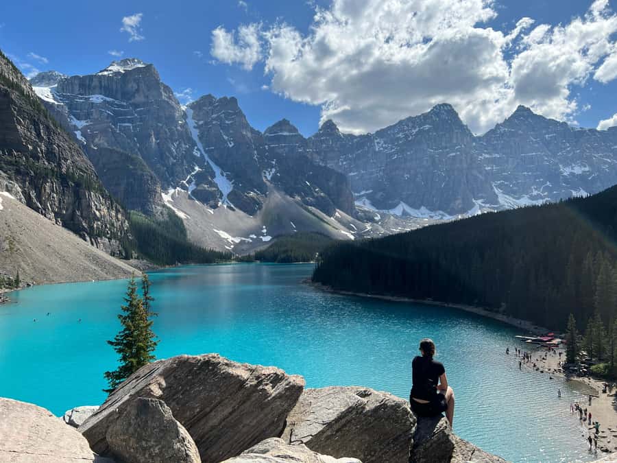 Banff: Lake Louise, Emerald, Marble Canyon and Yoho Tour - Scenic Drive Through the Rockies and Notable Passes