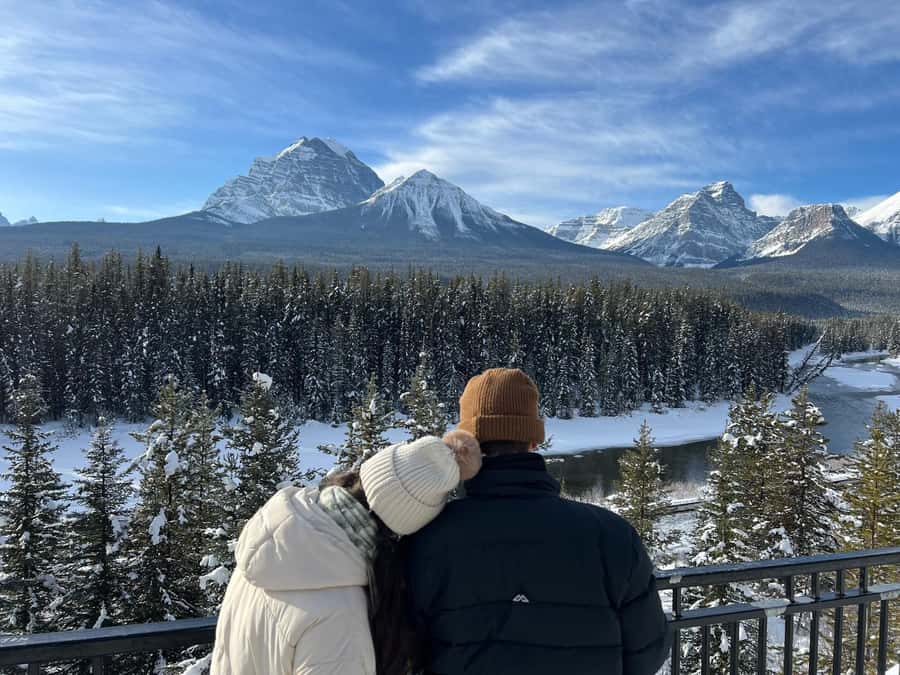Banff: Lake Louise, Emerald & Peyto Lake Tour - Walking through Johnston Canyon and Its Waterfalls