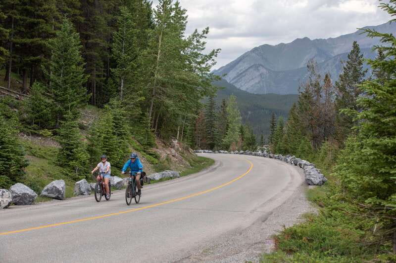 Banff: Mountain Lakeside Guided E-Bike Tour - Starting at the Historic Banff Train Station